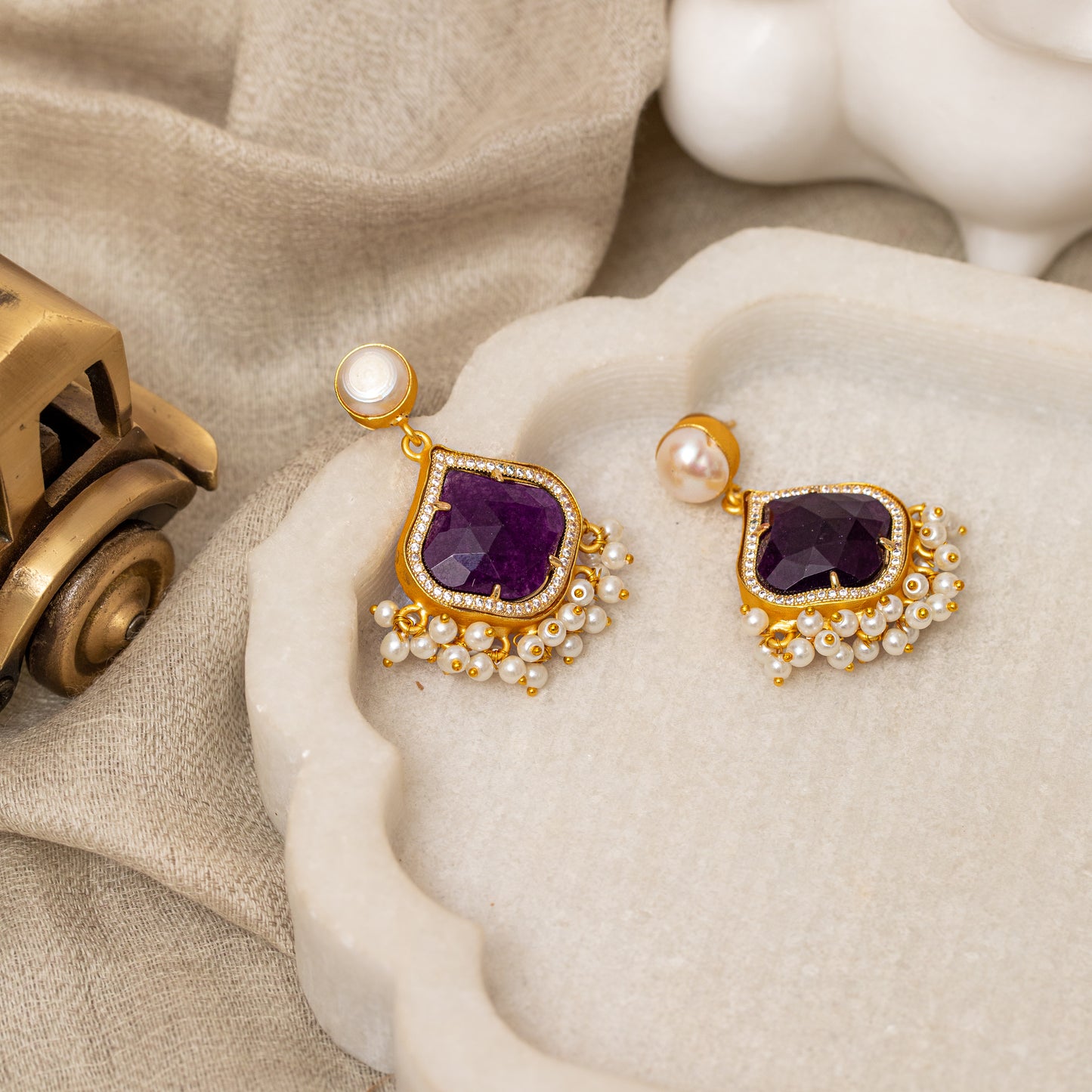 MENAAL PEARL EARRING
