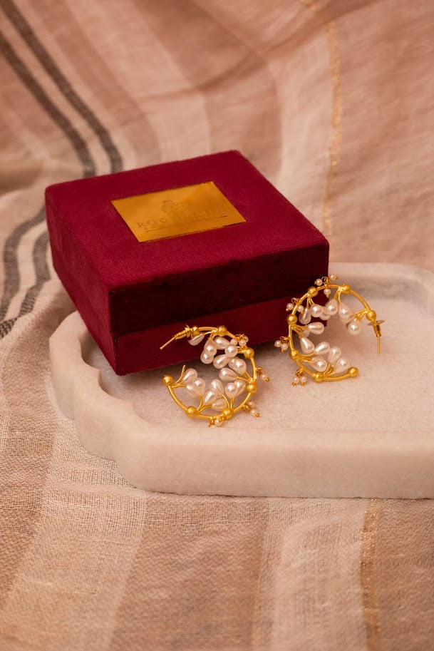 Sana Pearl Hoop Earrings