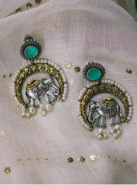 Aahana Earrings